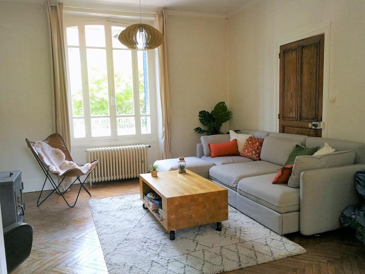 Charmante Maison Bourguignonne Avec Grand Jardin Et Parking Монбар Екстер'єр фото